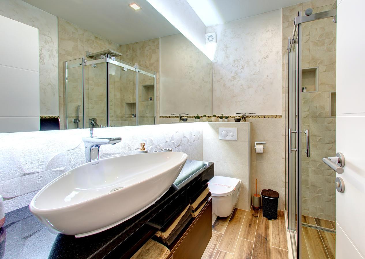 Luxury Crystal Apartment